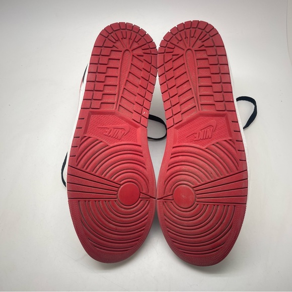 Nike Sneakers Mens 10‎ Air Jordan 1 Mid Gym Red Black White 554724-122 Shoes - Picture 9 of 10